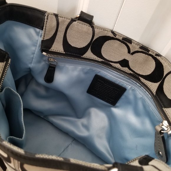 Coach Signature Purse Bag in Black with blue lining, authentic coach purse - Picture 7 of 8